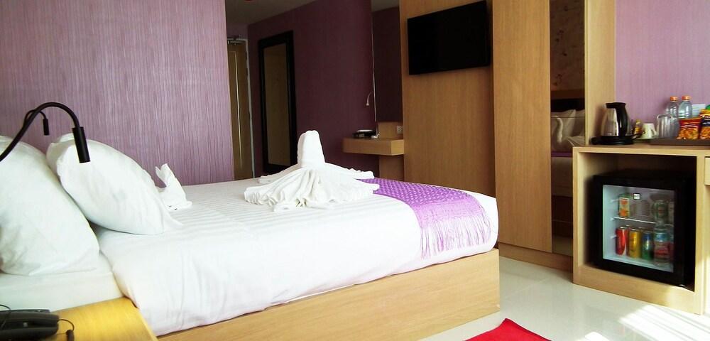 Kavin Buri Green Hotel Udon Thani Ngoại thất bức ảnh
